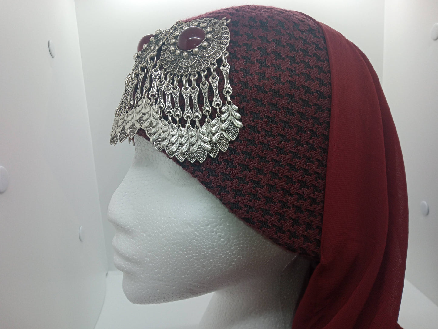 Red 3 jeweled Ottoman Hatun hat