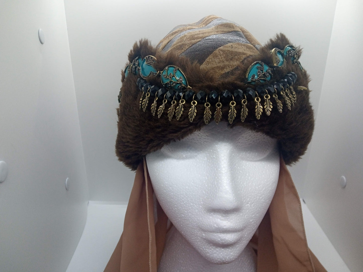 Female Ottoman Hatun Alp hat